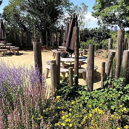 't Wapen Marion 4* Oostvoorne