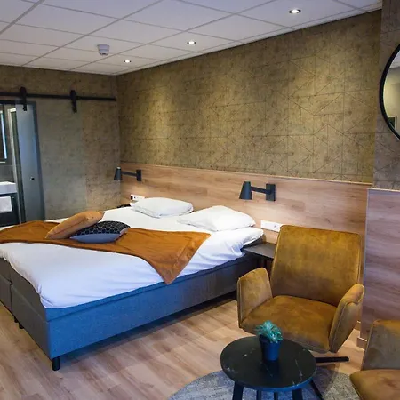 Hotell 't Wapen Marion 4*